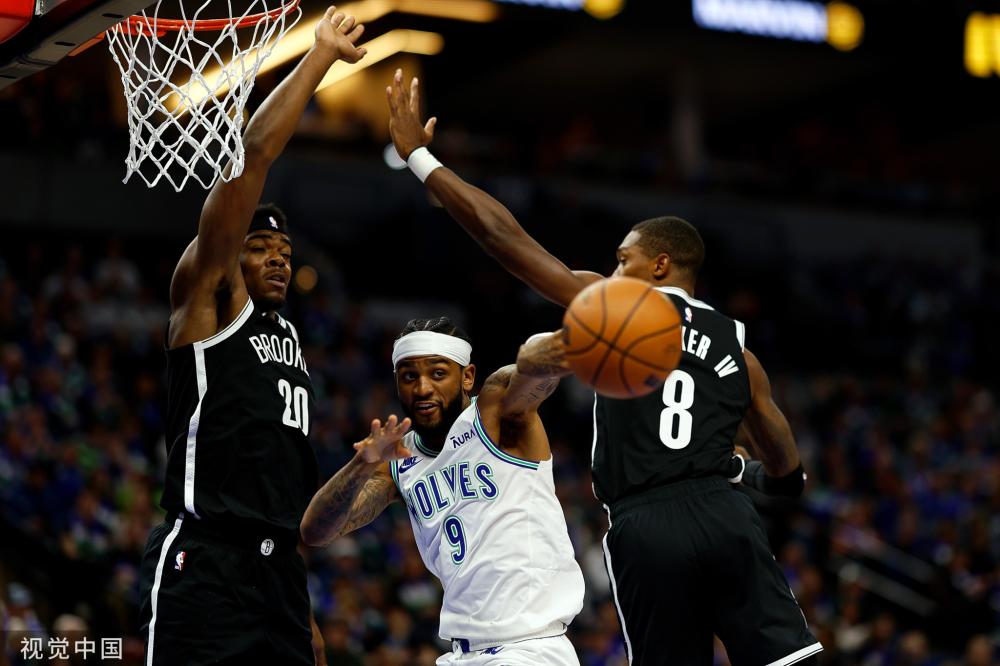 更为坚实的 更为坚实的